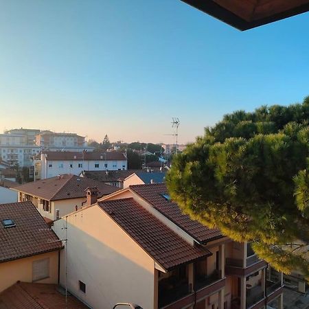 Attico A 2 Passi Dalla Stazione E Centro Storico Ravenne Extérieur photo