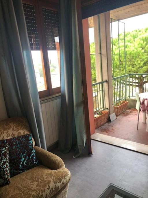 Attico A 2 Passi Dalla Stazione E Centro Storico Ravenne Extérieur photo