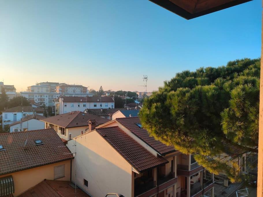 Attico A 2 Passi Dalla Stazione E Centro Storico Ravenne Extérieur photo